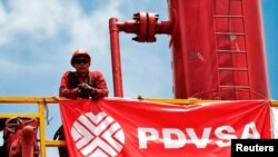 Venezuela'nın devlet petrol ve doğalgaz şirketi PDVSA ülkedeki petrol ve doğalgaz arama, üretim, arıtım ve ihracatından sorumlu. 