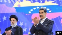 İran Cumhurbaşkanı Reisi ve Venezuela Cumhurbaşkanı Maduro